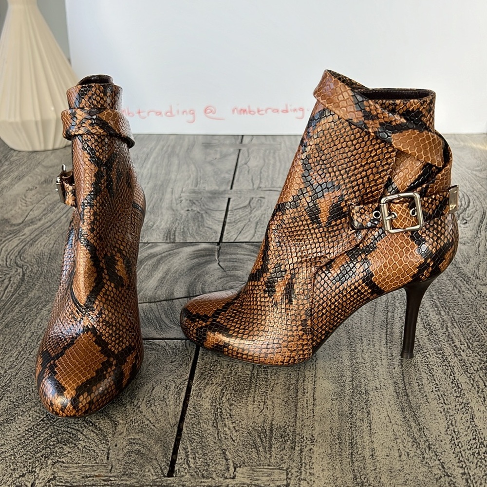 Chloe size 6.5M textured snake print leather ankle hi boots - Picture 8 of 16